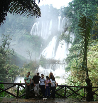 Thilorsu waterfall in Umphang
